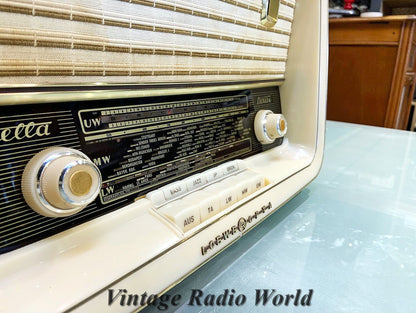 Loewe Opta Luxus Vintage Radio: Timeless Elegance with Lamp Feature