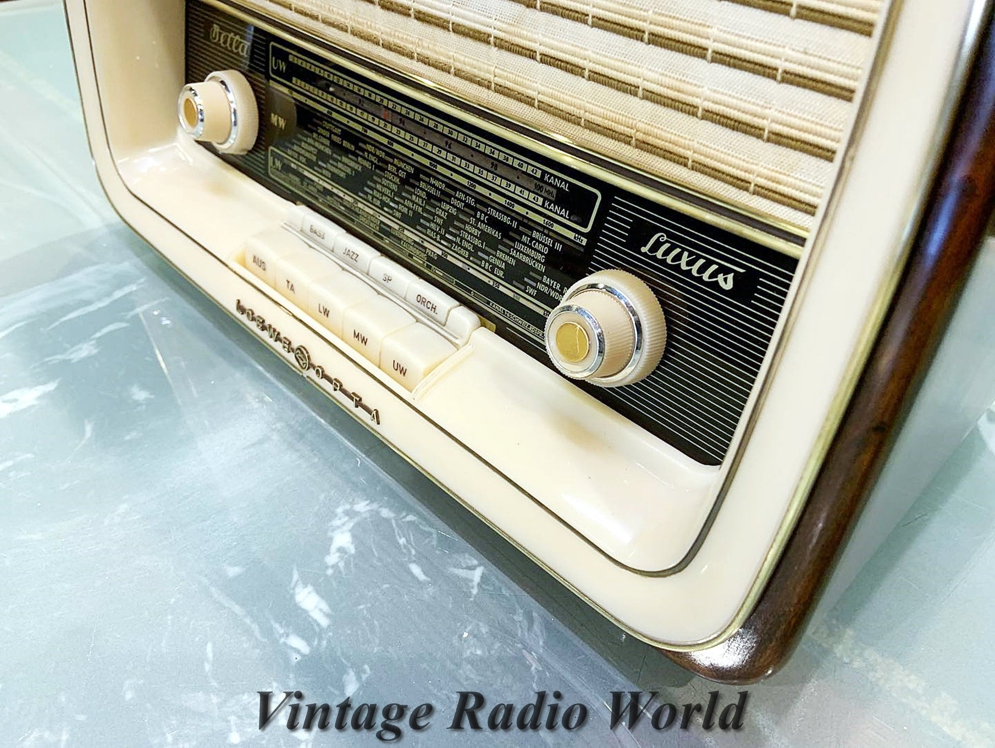 Loewe Opta Luxus | Vintage Radio | Orjinal Old Radio | Antique Radio | Lamp Radio | Loewe Opta Luxus Radio