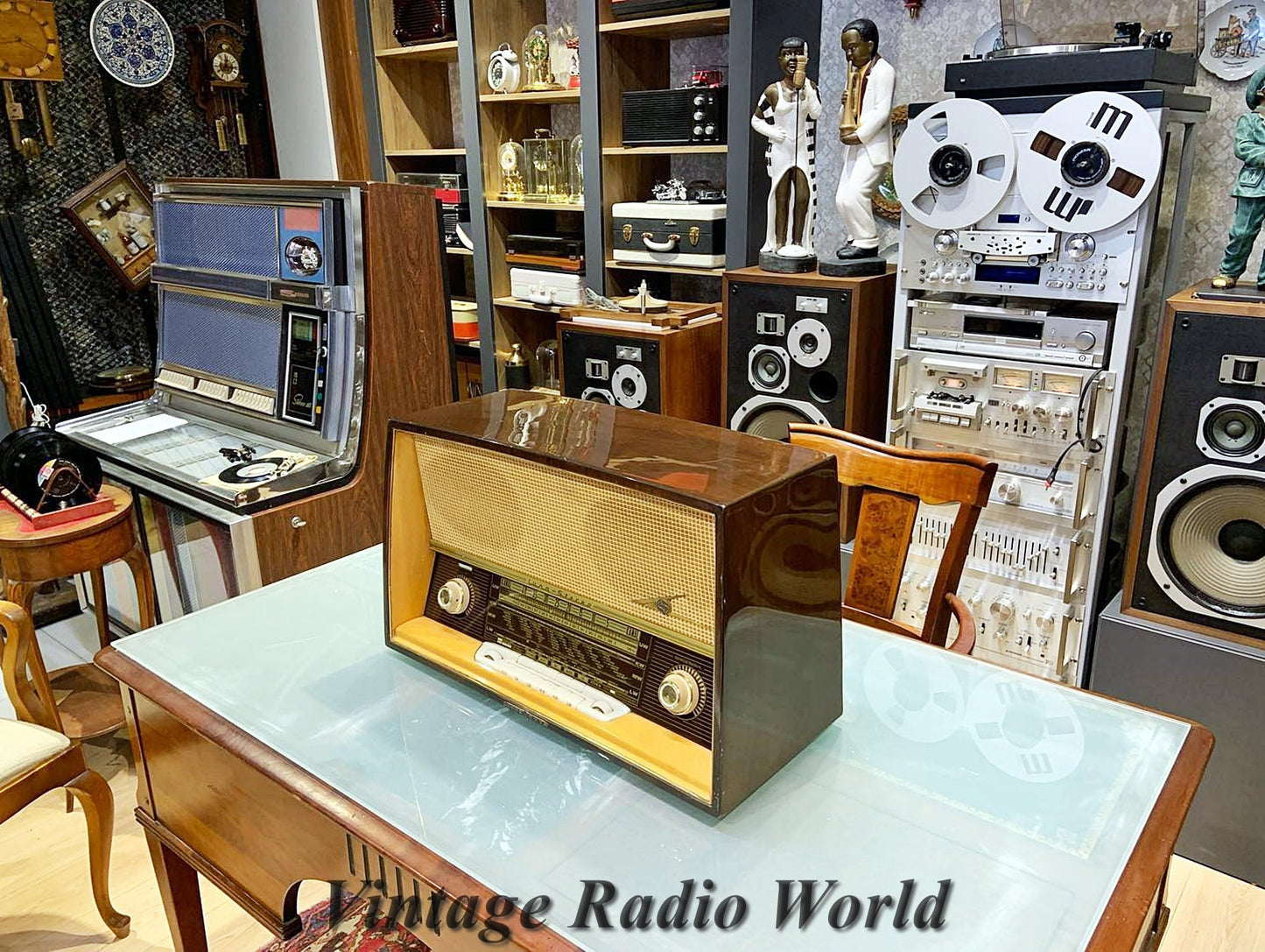 Loewe Opta Luna Vintage Radio: Nostalgic Charm with Modern Elegance