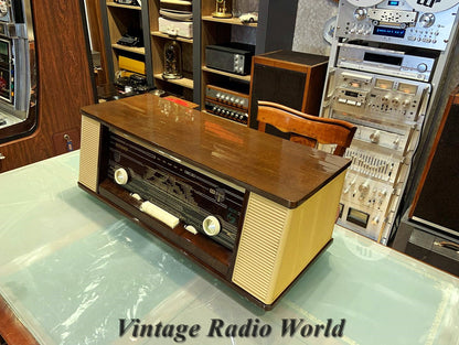 Philips Reverbeo - A Harmonious Blend of Vintage Elegance and Audio Excellence