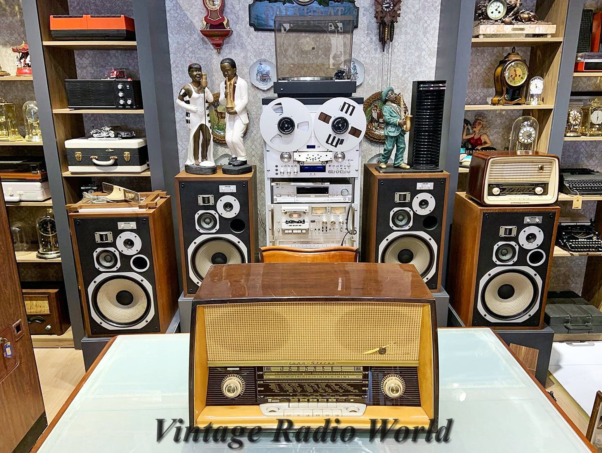 Loewe Opta Luna Vintage Radio: Nostalgic Charm with Modern Elegance