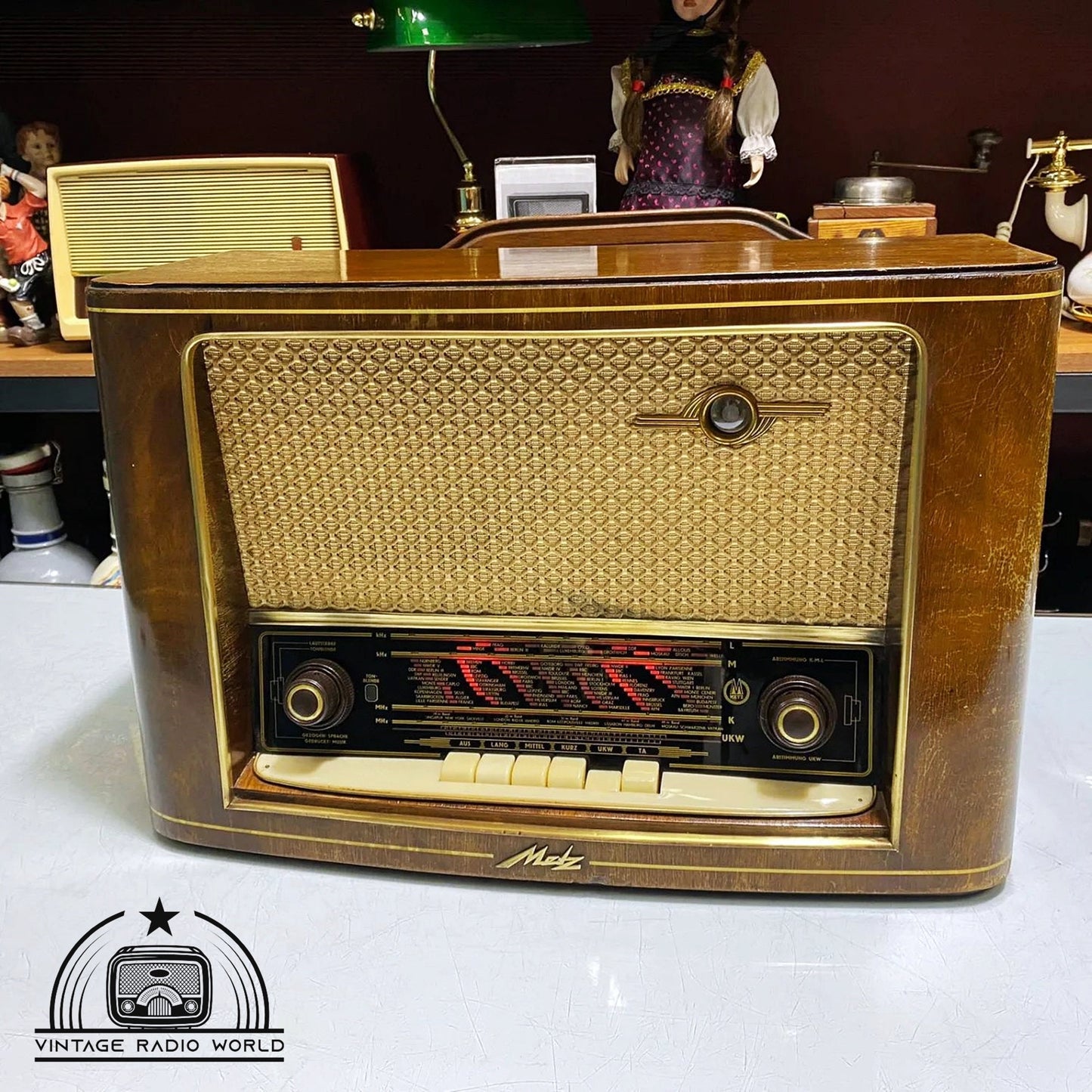 Metz Vintage Radio - Classic Design with Timeless Appeal and Lamp Feature