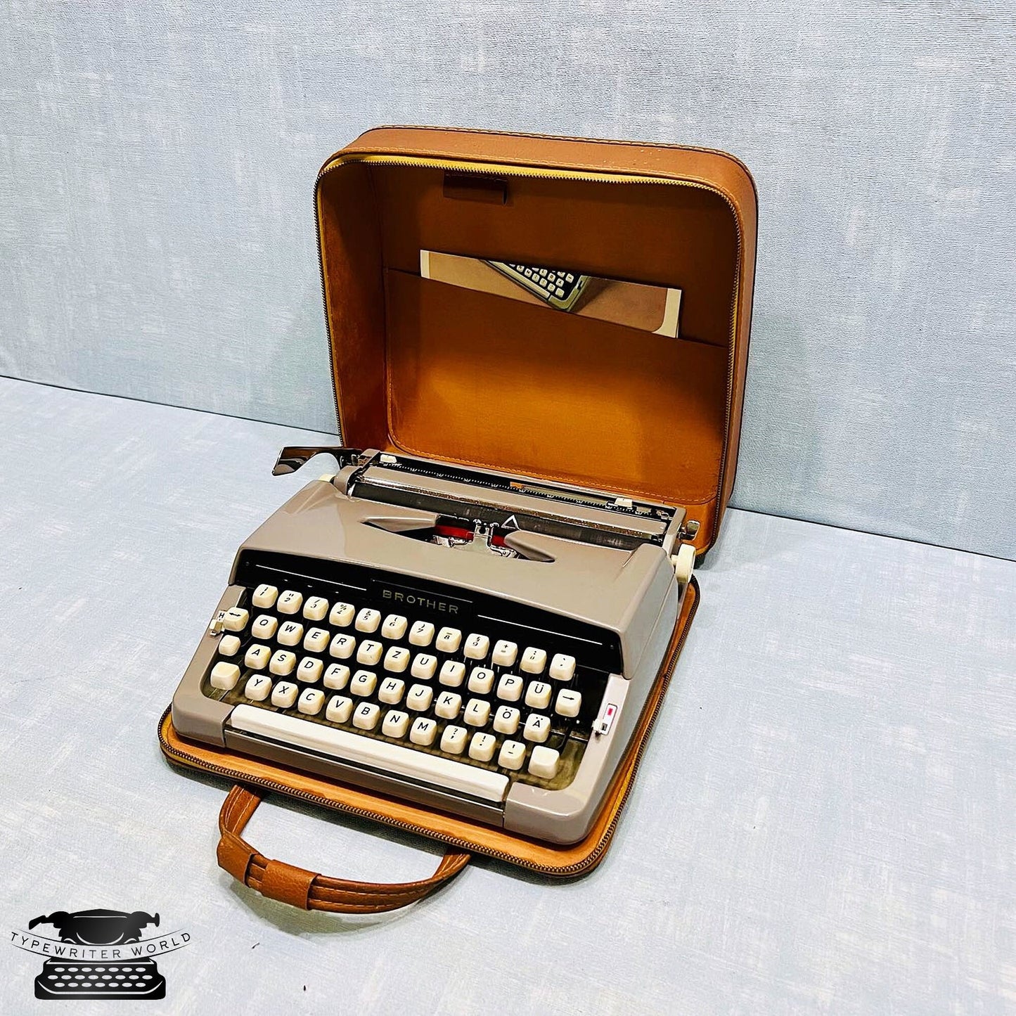 Brother Typewriter - Premium Gift | Typewriter Like New | Fully Serviced and Working