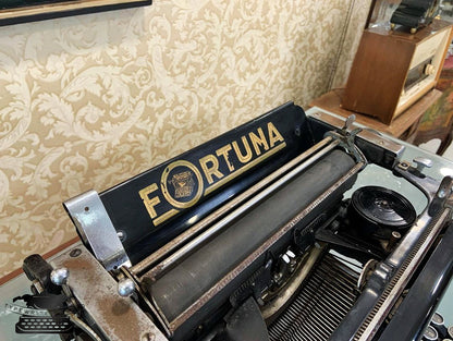 Fortuna Typewriter | Antique Typewriter,typewriter working