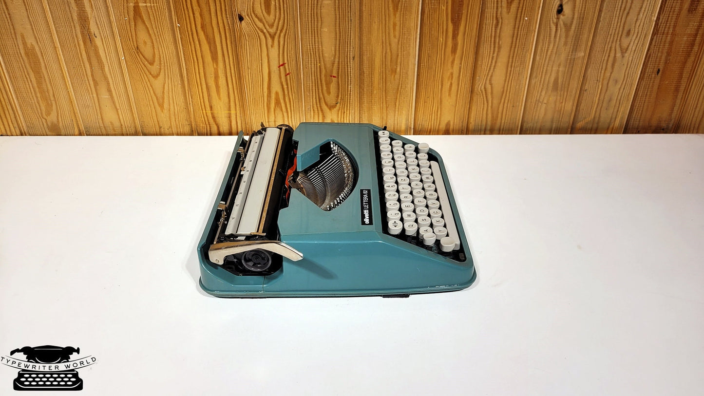 Olivetti Typewriter | Like-New Vintage Typewriter in Fully Serviced Working Condition