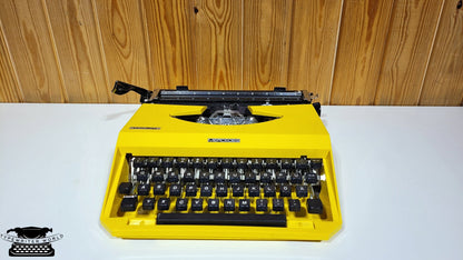 Mercedes Typewriter | Mercedes Yellow Typewriter |,typewriter working