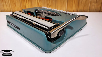 Olivetti Typewriter | Like-New Vintage Typewriter in Fully Serviced Working Condition