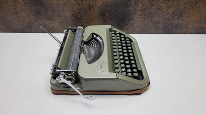Vintage Princess Typewriter - Timeless Elegance Meets Functional Craftsmanship - Fully Operational