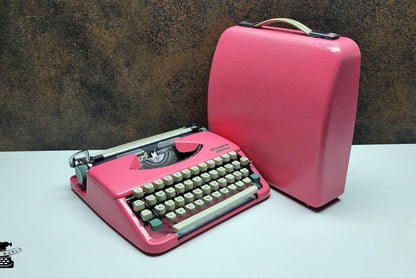 Vintage Olympia Splendid 33/66 Pink Typewriter, Retro Mechanical Collectible for Office Decor, Industrial Steampunk,Steampunk decor,Gift