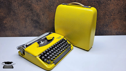 Vintage Olympia Splendid 33/66 Yellow Typewriter| Rare Writing Machine, Perfect as a Gift for Creatives,Collectors, and Typewriter Enthusias