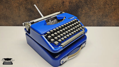 Vintage Olympia Splendid 33/66 Blue Typewriter - A Unique Crafting Tool for Scrapbookers and DIY Enthusiasts