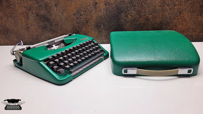 Portable Olympia Splendid 33/66 Vintage Green Typewriter with Black Keyboard - Ideal for Traveling Writers and Students