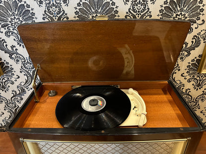 Philips Jupiter Radio and Turntable - A Symphony of Vintage Excellence