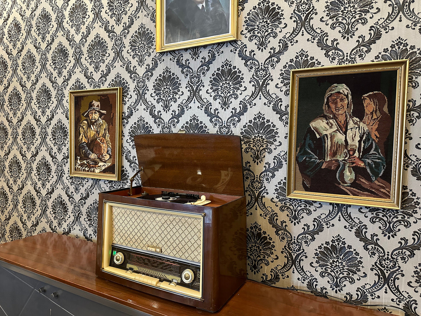 Philips Jupiter Radio and Turntable | Orjinal Old Radio |  Radio | Radio and Turntable
