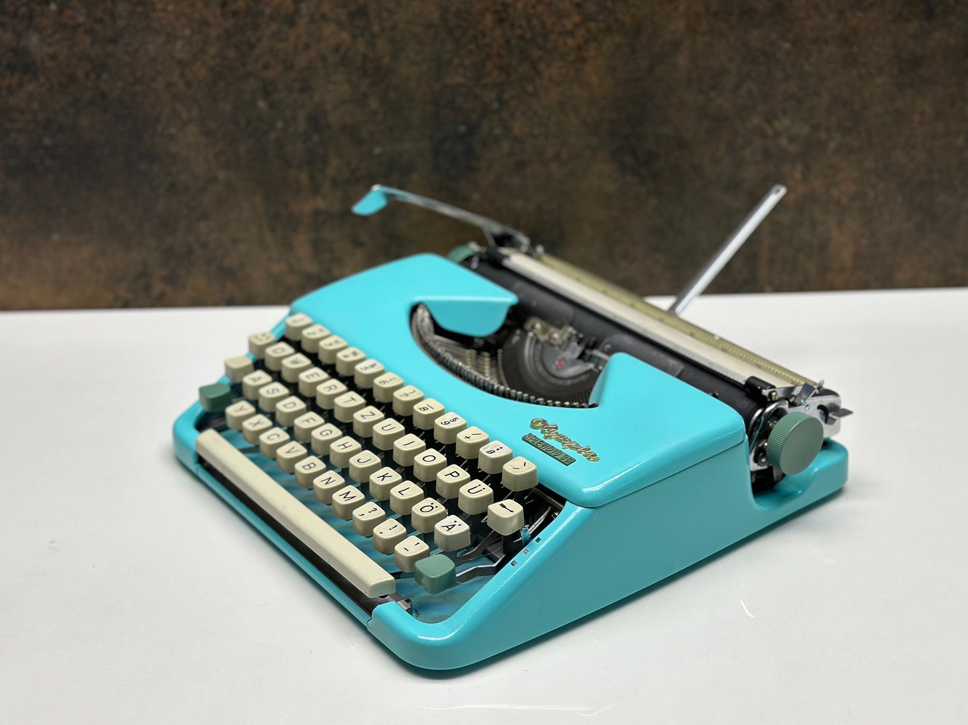 Antique Olympia Splendid 33/66 turquoise Typewriter with Matching Case and White Keys | Rare Mechanical Keyboard for Writers and Collector