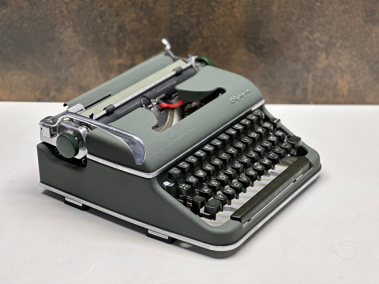 Olympia SM3 Typewriter - Special Typewriter Full Orginal - Premium Gift / Typewriter World | Typewriter like new| Typewriter Working Service