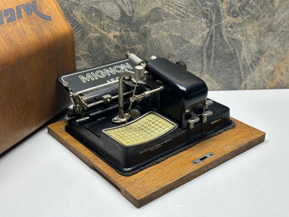 Special Typewriter !! Mıgnon Model 4 Typewriter,,typewriter working