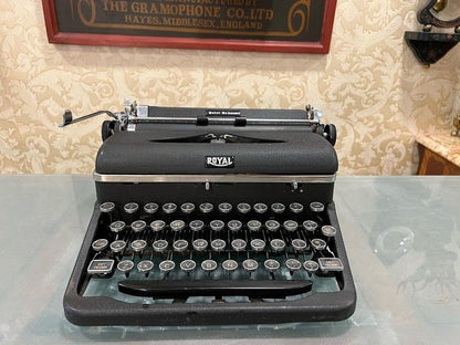 1946 Black Royal Quiet Deluxe Typewriter, Timeless Elegance Redefined: Royal Typewriter - Exquisite Nostalgia for Your Workspace, Grey Type