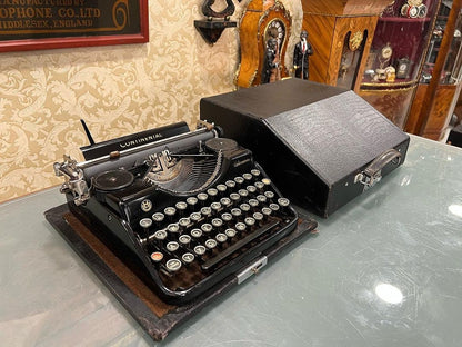 Vintage Continental Typewriter 1930 Model with Premium Glass QWERTZ Keyboard - Black Bag Included,typewriter working