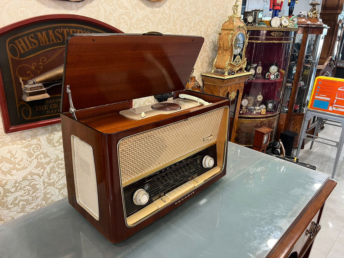 German Grundig 3079 lamp Radio with Record  | Vintage Radio | Orjinal Old Radio | Antique Radio | Lamp Radio | Grundig 3079  Radio