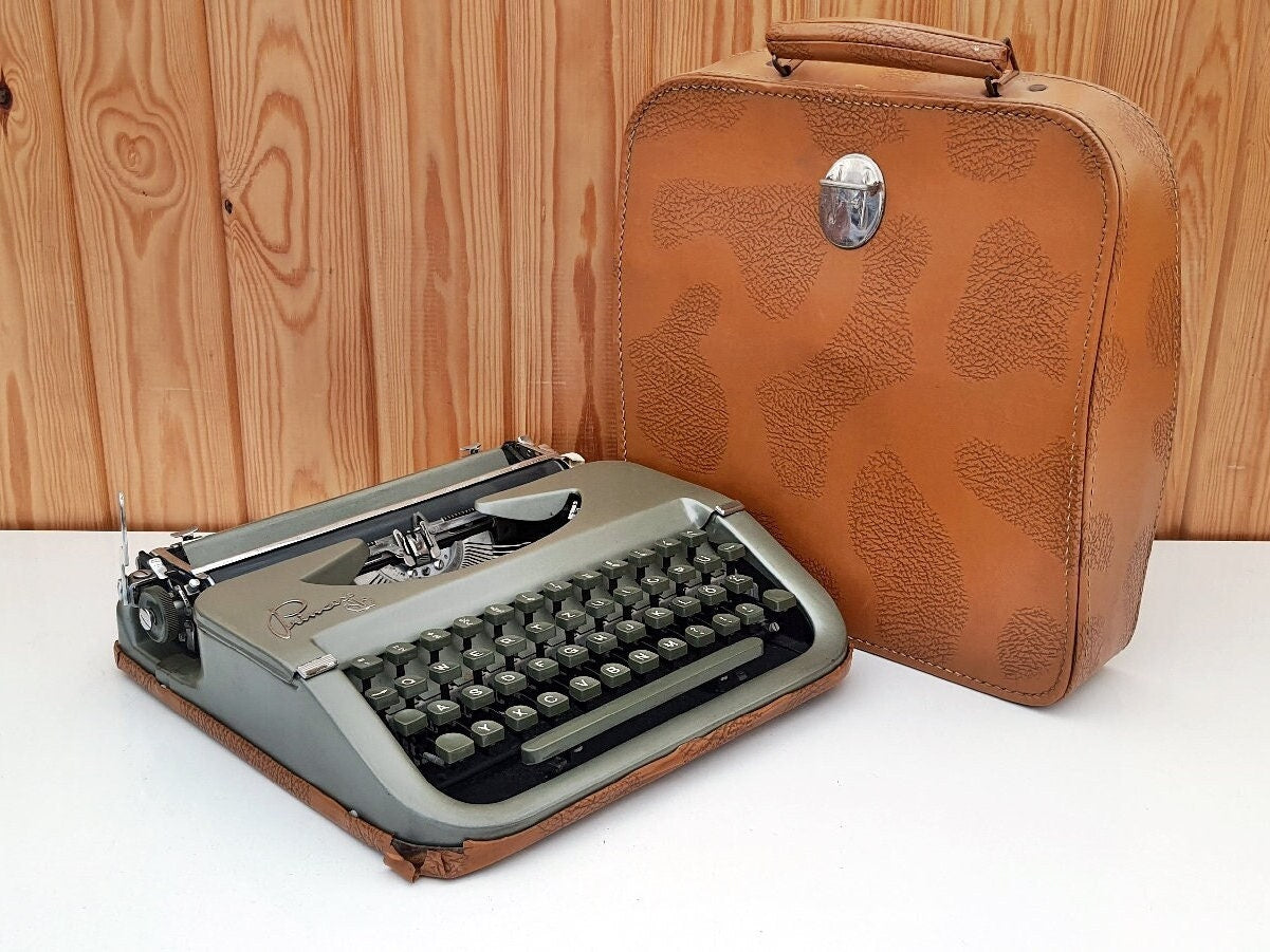 Princess Typewriter - Vintage Charm | Grey Typewriter with Leather Bag and Elegant Grey Keyboard, Fully Functional