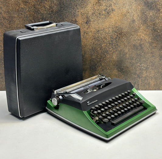 Qwerty Typewriter,Adler Contessa Typewriter,Retro Design,Classic and Reliable Writing Tool,Retro Style,Black Typewriter,holiday decor