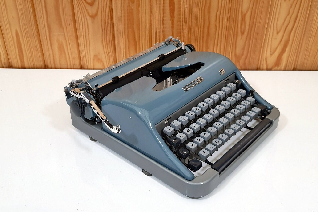 Torpedo Typewriter - Very Clean, Like New, Fully Operational